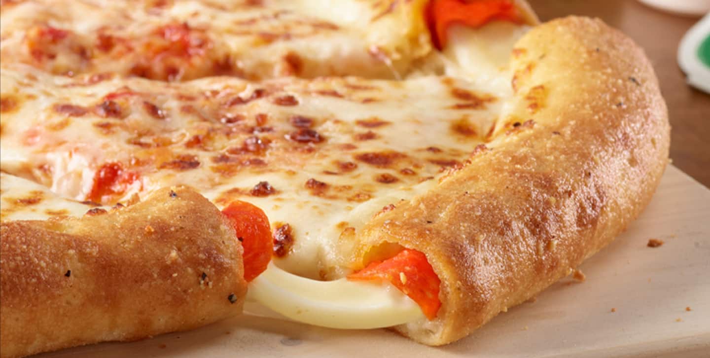 Papa Johns Epic Pepperoni Stuffed Crust Pizza