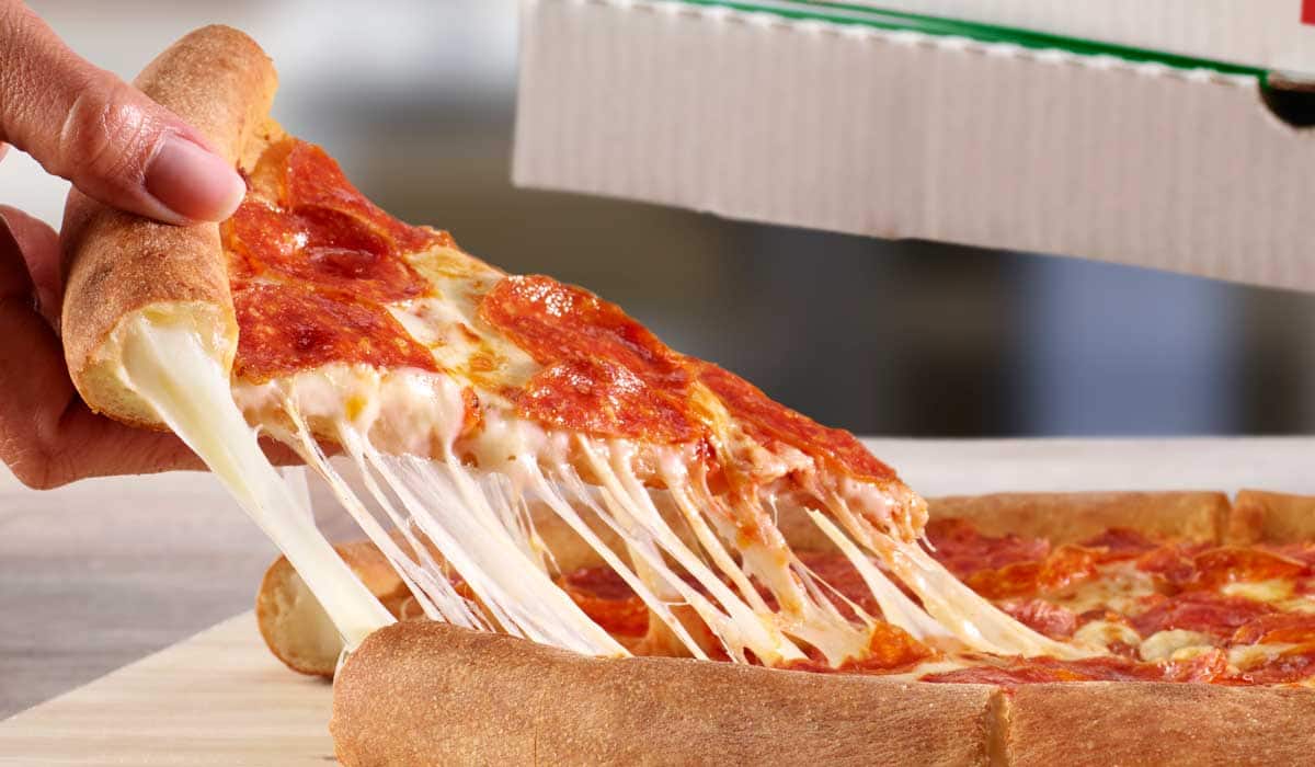 what pizza has stuffed crust?