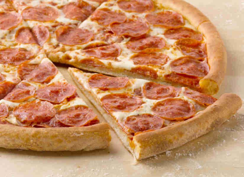 Pepperoni Pizza Delivery Near Me - Best Pepperoni Pizza Toppings