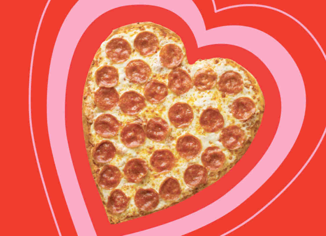 Heart Shaped Pizza - Best Heart Shaped Pizza Delivery Near Me | Papa John's